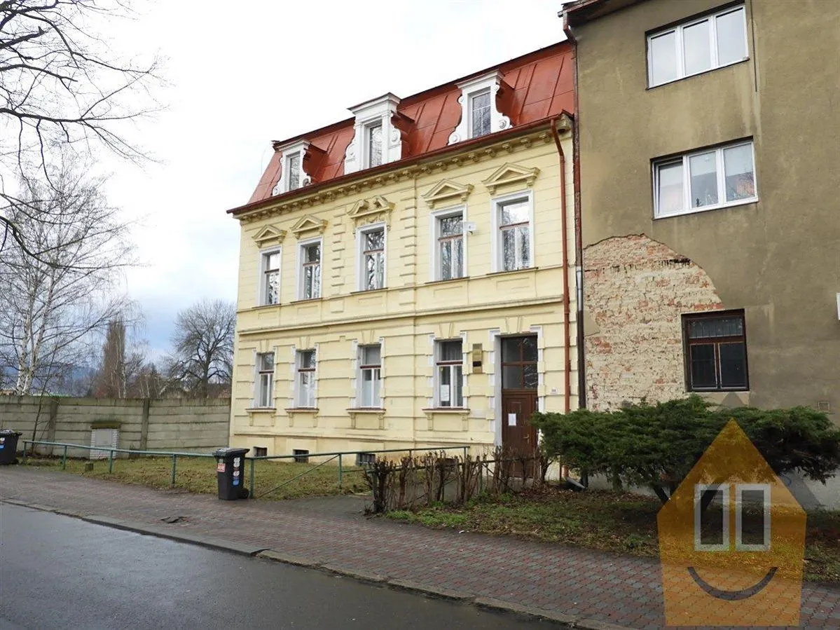 Prodej rodinného domu 512 m², pozemek 263 m²